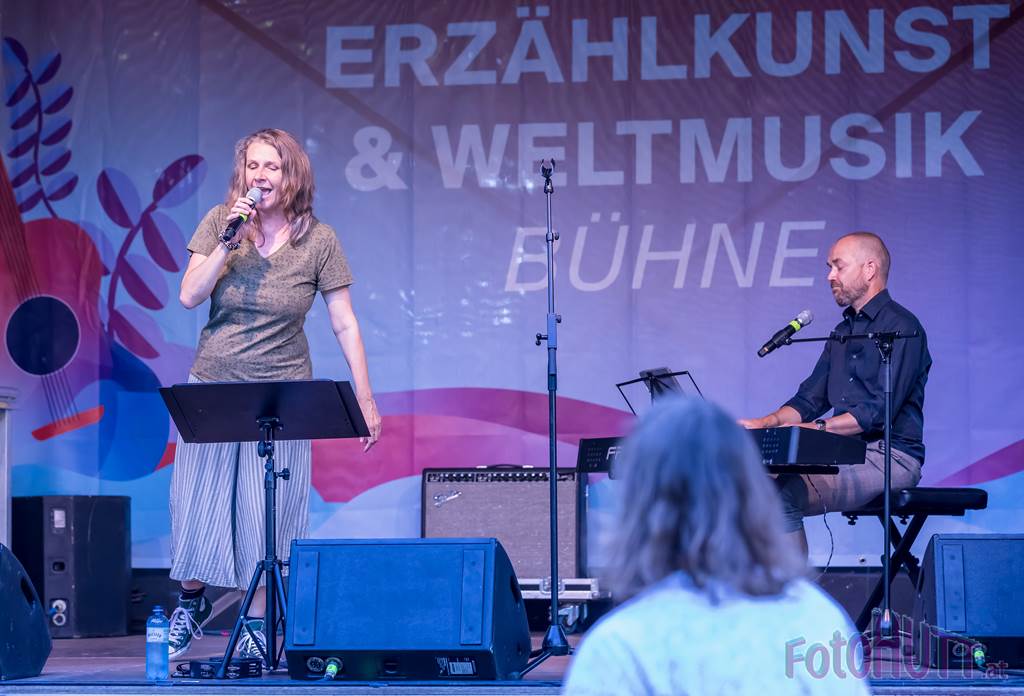 2022-06-26 – DIF-2022 – Birgit DENK mit Bernhard Eder – Gemeinsames Singen …